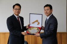 김용관 부산장신대 총장, 쌀 340㎏ 기탁