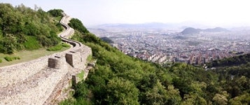 [경남비경 100선] 대원군 친필 휘호 간직한 김해 만장대