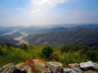 [경남 비경 100선] (91) 진주 광제산 봉수대에서 바라본 풍경