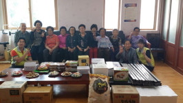 효성 창원공장 봉사회, 4개 경로당에 성품