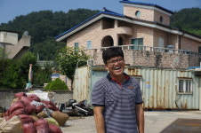 [기적을 만드는 사람들] (5) 고물상 운영하며 기부 정광수씨