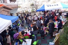 창원 동화유치원 ‘나눔 바자회’