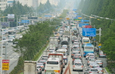 창원대로 신호연동시스템 고장… 출근길 정체 극심