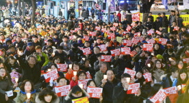 경남도내 ‘대통령 하야’ 잇단 시국선언·촛불집회