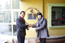 경남로봇랜드재단, 어린이집에 기부금 기탁