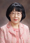 만지지 않으면 사랑이 아니다!- 김정희(김해대곡초등학교 교장)