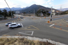 산청 금서면 교차로 운전자 아찔·보행자 덜덜