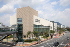 김해여객터미널 기부채납… 시-시의회 여전한 입장차