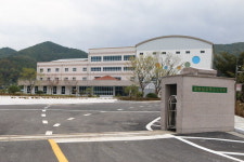 경남특수교육원, 시설 좋아도 인력 모자라 ‘반쪽 운영’