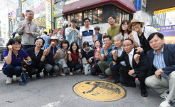30년 전 그 자리에 ‘6월 민주함성’ 새겼다