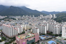 ‘삼각파고’에 휘청이는 경남지역 아파트 시장 (하)전망