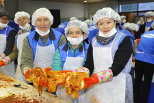 거제 삼성중공업, 김장김치 5000포기 나눔 행사