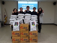 창원 지귀시장상인회, 100만원 상당 쌀·라면 기탁