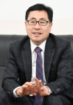 [경남인]경남 첫 국제중학교 설립한 김인수 이사장