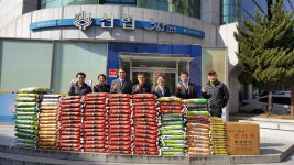 창원시 회원신용협동조합, 회원1·2동 교방동주민센터에 먹거리 전달