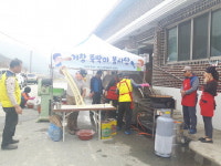 거창뚝딱이봉사단, 어르신에 짜장면 대접