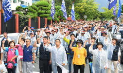 경남 노동계 “한국지엠 사장 구속 수사하라”
