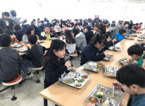 창원시, 초중고 전면 무상급식 지원한다