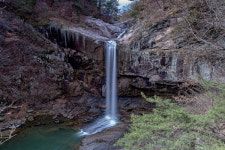 봄날의 황계폭포