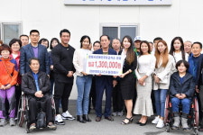 라반휘트니스 원장·회원, 성금 130만원 전달