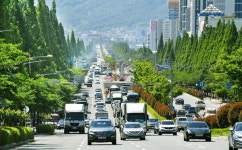 ‘빗물 샤워’ 끝낸 거리