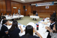 고성군, 청소년 문화의 집 댄스동아리와 소통 간담회