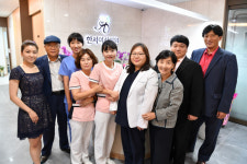 창원 한서여성의원 개원식 가져