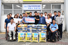 마산호박나이트, 무료급식소에 쌀 1000㎏