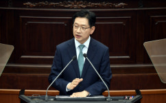 경남도는 2570억 빚내고, 도교육청은 885억 갚는다