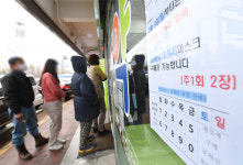 경남도, 마스크 판매하는 약국에 인력 지원한다