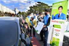 [포토뉴스] 로컬우유 ‘드라이브 스루’ 판매