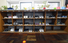 [포토뉴스] 올해 처음 가득찬 신발장