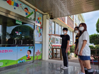 “유리창 새 충돌 막아주세요”