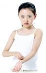 [환절기 아토피피부염 주의보] 피 나도 벅벅 긁는 우리 아이, 피부장벽 지켜라!