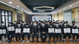 창원한마음병원, 진해고에 장학금 2000만원 전달