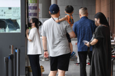 경남 3일 하루동안 5815명 추가…사망자 2명