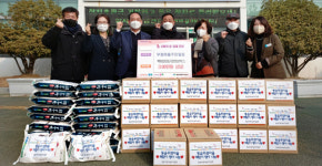 창원시 동읍 무점마을 주민들, 행정복지센터 성품 전달