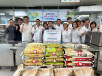 김해가락로타리클럽, 동부노인종합복지관에 쌀 400㎏