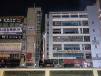창원 상남동 상가 일대 정전...엘리베이터에서 8명 구조