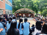 [도내 교정 곳곳, 버스킹으로 하나] 신나는 공연, 신바람 학교