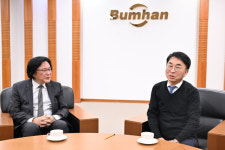 [‘우산 안으로, 행복 앞으로’] ① 정영식 범한그룹 회장·안성진 마산청과시장㈜ 대표