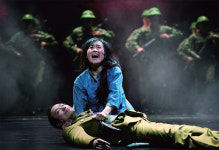 [김형중의 뮤지컬 오디세이(5)] 전 세계를 울린 한 여인의 모성애, 미스 사이공