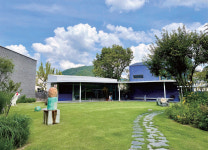 [정영숙의 아트테크-컬렉터의 수장고를 열다(4)] 구정순 구하우스미술관 관장