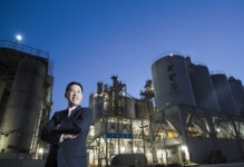 케이씨씨뷰티그룹 | ENTREPRENEURS | DAEJOO·KC GROUP CHAIRMAN PARK, JU BONG
