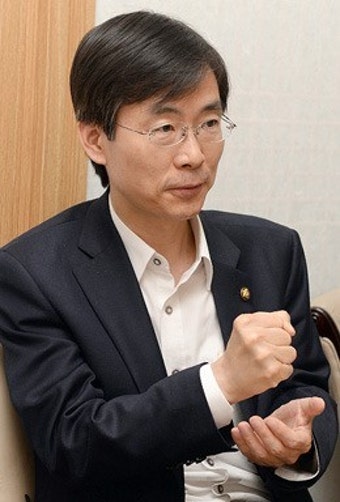 조경태 