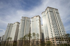 수도권 아파트 역대 최고가, 전세난에 매매가 상승