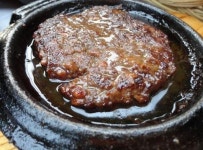 경주 30년 전통 줄 서 먹는 원조 떡갈비 맛집, 정식을 만나다