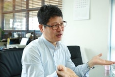 [인터뷰] 애드브레인 유재윤 대표 투명한 경영방식으로 버스광고업계 선도할 것
