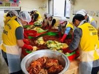 군포시주몽종합사회복지관, 이마트 산본점·트레이더스 군포점 김장나눔행사 진행