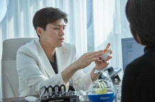 [2020 고객선호브랜드지수 1위] 시력교정 중점 의원, 강남아이디안과